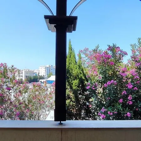 Queens Gardens 104 Πάφος